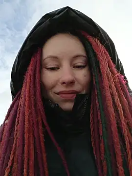 Frost_foxy's Stripchat show and profile