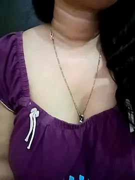 Webcam Model (Jaanu_Jaanvi)  is live.Free join now!