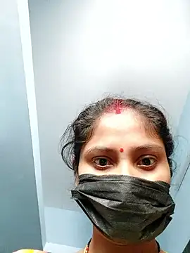 Webcam Model (tight_pussy57)  is live.Free join now!