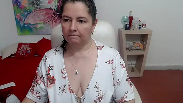 leonela_69