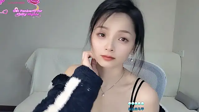 -ling- (F milf) - 真是三套减两套，帅的有一套