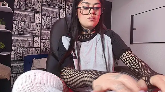 mia_morelli_ - Mia_Morelli_'s free webcam