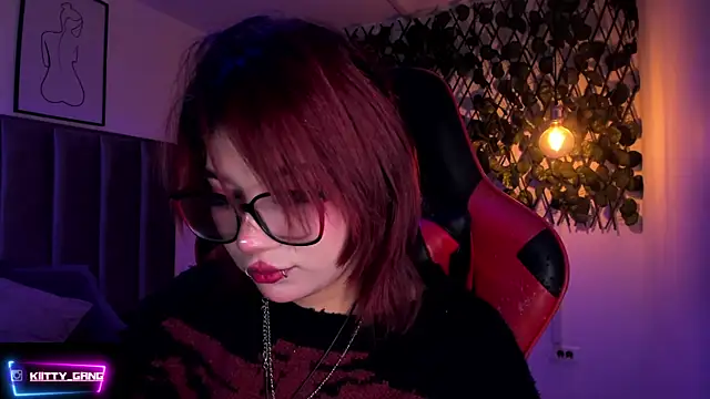 Kitty_Gang chat room