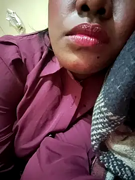 Webcam Model (Lovely_Payal)  is live.Free join now!