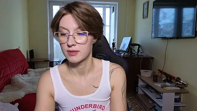 MalvinaBlum webcam stripchat model stream image