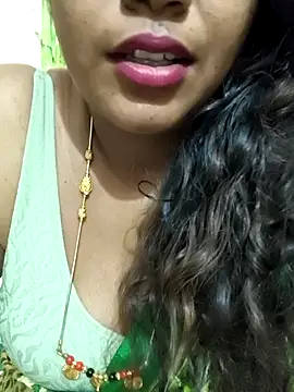 Webcam Model (Spoorthi6_Kannada_Telugu)  is live.Free join now!