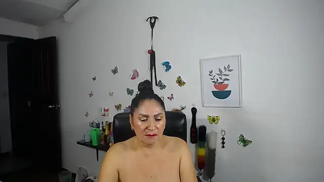 mature_bigboobs10 - Mature_bigboobs10's free webcam - UK Sex Cams