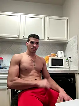 Maikolsalami2 Live Webcam on Stripchat