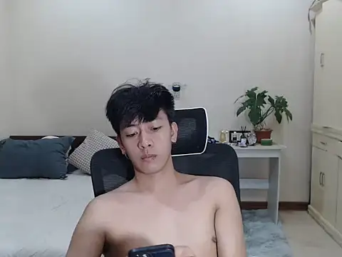 niel_cumshow