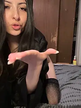 Webcam Model (Bri_Starr)  is live.Free join now!