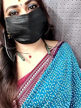 Webcam Model (Cutie_nila26)  is live.Free join now!