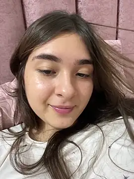 valentina_ro (F teen) - TWO FINGERS IN MY PUSSY 🫣