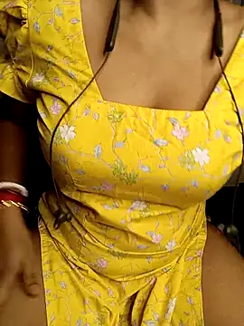 Webcam Model (Sony-Model)  is live.Free join now!