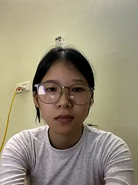 Webcam Model (meomeo2k6)  is live.Free join now!