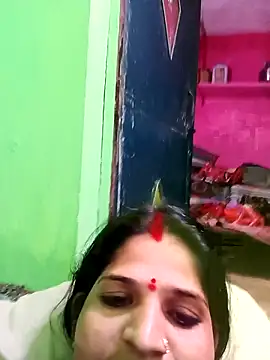 Webcam Model (Karishma_cute)  is live.Free join now!