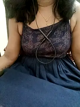 Webcam Model (Tamil_Vishalini)  is live.Free join now!