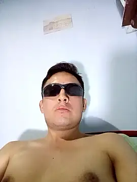 dantevelez (M young) - Sacar leche bien rico 💦