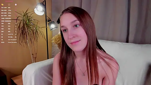 NanaMertins live cam screenshot female on Token.Show — Token Tipping & Live Cams