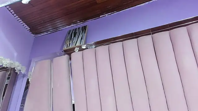  Sasha_Petitte chat room