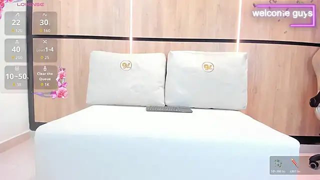 adela_chase (F milf) - great dildo