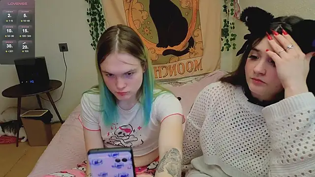 _sweetie_kitty_ (Ask my age) - SHOW AND PLAY BOOBS