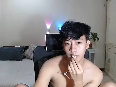 niel_cumshow
