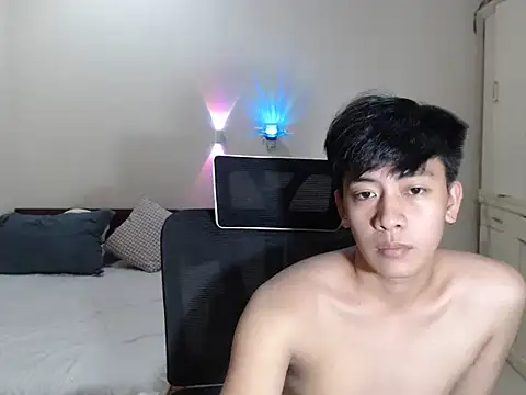 niel_cumshow