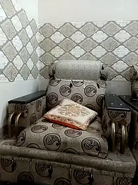 Webcam Model (Cute_purnima)  is live.Free join now!