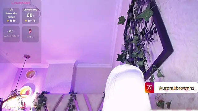  Aurora_Brownn chat room