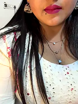 Webcam Model (Anshi_qeen)  is live.Free join now!