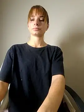 Webcam Model (d4ddysgirll)  is live.Free join now!