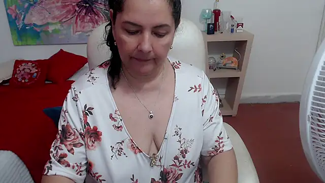 leonela_69