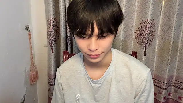 w5206t (M twink) - 20个俯卧撑