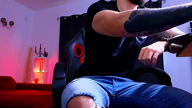 mightyaaron66 (M young) - 𖤐🔥 parTy Time ,House parTy  !  💨𖤐