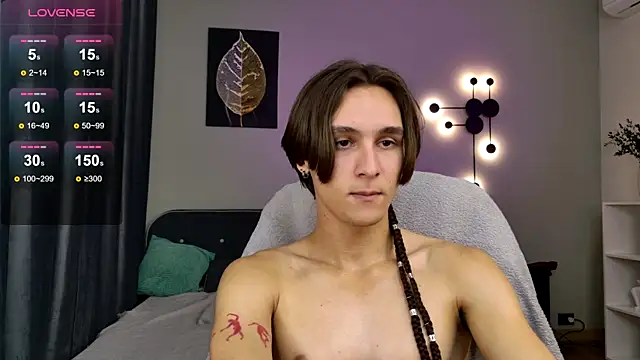 cleostringer (M twink) - HOT CUM SHOW