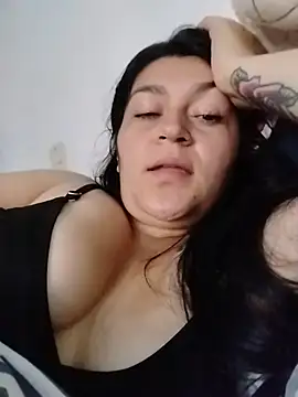 Webcam Model (alejitasweet)  is live.Free join now!