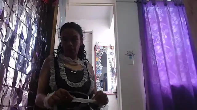 rebekka_simpson (F young) - Show tits