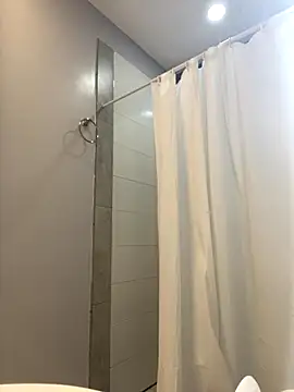 annie9_ (F teen) - spread my pussy