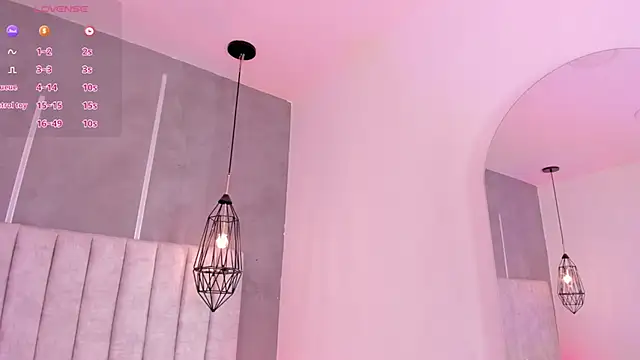 my_friends_mom (F milf) - OIL BODY + Fingering pussy