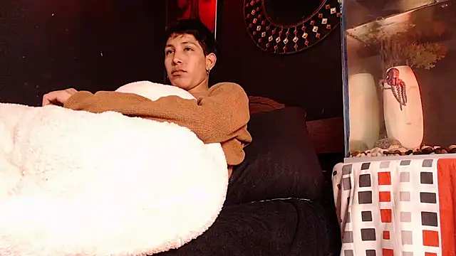 Godly_huan live cam screenshot male from Colombia on SexOnline.pics – Live Cam Recordings, GIFs & Pics