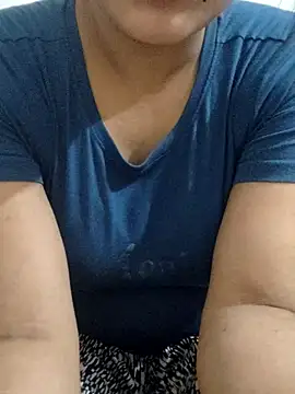 Webcam Model (Tanha18)  is live.Free join now!