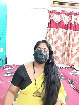 Webcam Model (tamil-aunt)  is live.Free join now!