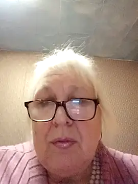 alexia64231 - Alexia64231's free webcam - UK Sex Cams