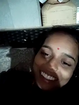 Webcam Model (Cuty_kanchna)  is live.Free join now!