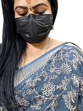 Webcam Model (Veronica_cutie)  is live.Free join now!