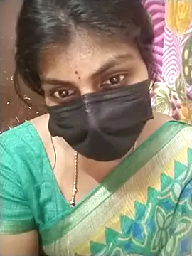 Webcam Model (Nithiila)  is live.Free join now!