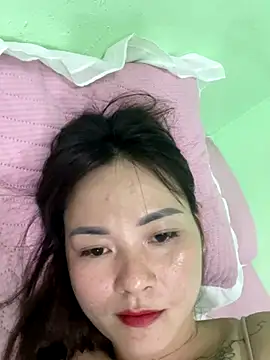 Webcam Model (Star_fruit)  is live.Free join now!