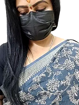 Webcam Model (Veronica_cutie)  is live.Free join now!