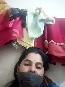 Webcam Model (JULEE-740)  is live.Free join now!