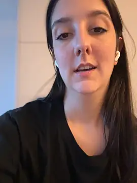 RealJuliette from StripChat is Freechat